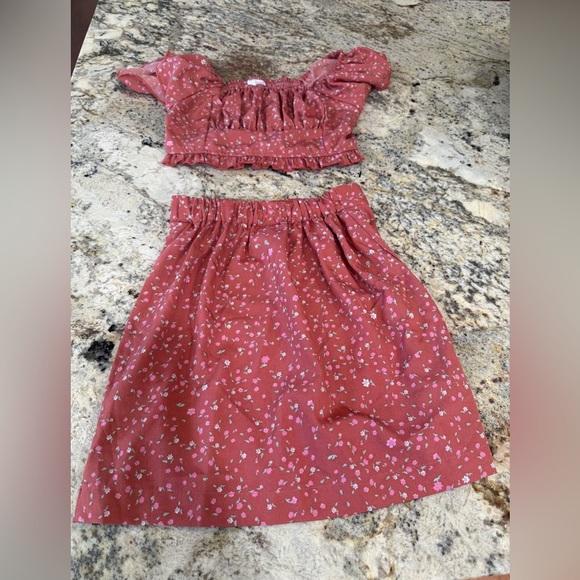 Japana Kids Floral Skirt and Top Set Size 7 - Picture 1 of 2